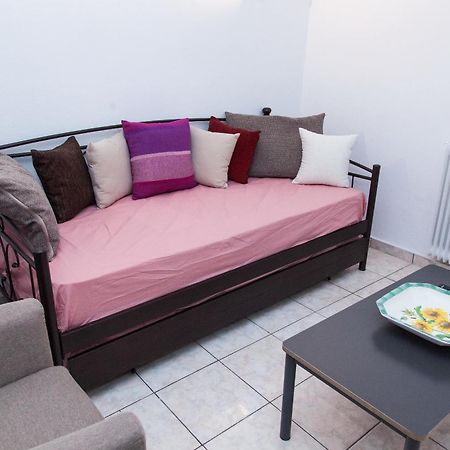 Cozy Apartment In Pireas מראה חיצוני תמונה